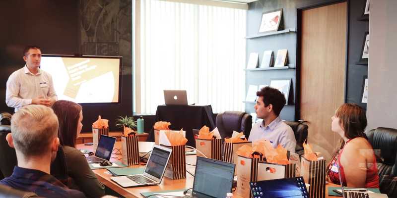What is Project Management? A clear definition for project managers - Featured image
