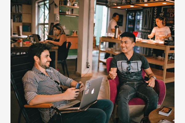 What Is a 360-Degree Review? Guide + Examples for 2025 - Featured image