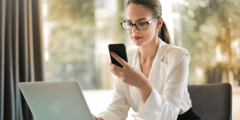 Why you need performance reviews for remote teams - Featured image